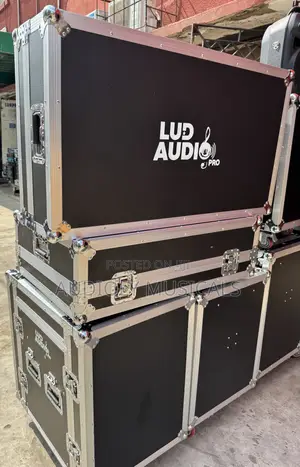 Lud -Mixer Rack /24- Channel Rack Mixer