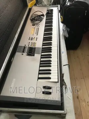 Yamaha Motif8 Keyboard – Professional Electronic Keyboard & Digital Piano