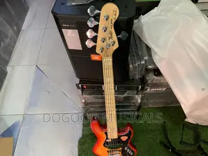 Fender JAZZ BASS Active Guitar