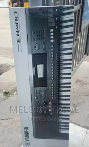 Yamaha PSR-EW410 76-Key Keyboard Synthesizer