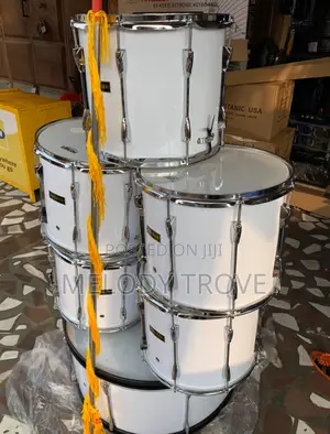 Parade Drums (White) – Complete 5-Piece Professional Acoustic Drum Kit
