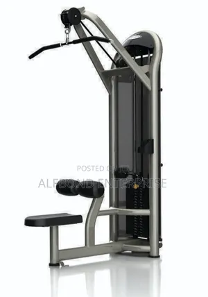 Commercial Lat Pull Down Machine