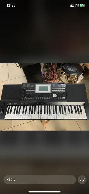 GLS PSR-810 Electronic Keyboard