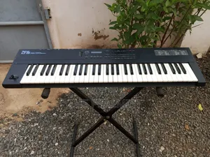 Roland D-5 Multi Timbral Linear Synthesizer