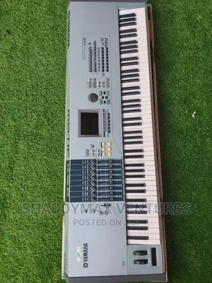 Yamaha Motif Xs 8 Keyboard | Touch-Sensitive Keys | Built-in Voices & Rhythms | Beginner to Pro