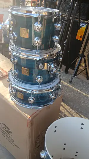Yamaha Drum Set (Double Cutting)