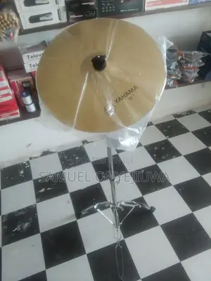Cymbal + Cymbal Stand