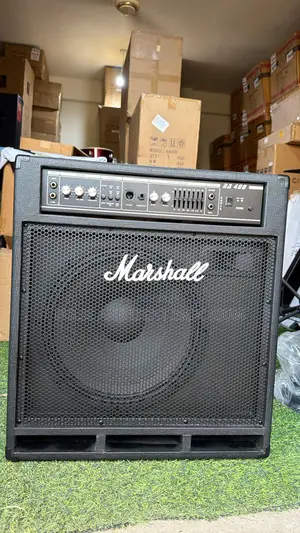 Marshall BA400 Bass Guitar Combo Amplifier – 400W Powerful Bass Amp