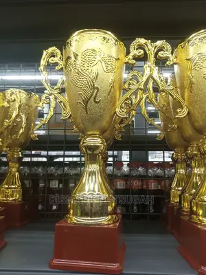 Award Trophy Cup – Elegant Gold-Plated Trophy for Sports, Schools & Corporate Events