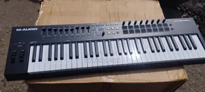 M-Audio Oxygen Pro 61 – 61-Key USB MIDI Controller – Semi-Weighted Keys, 16 Pads & Full DAW Control