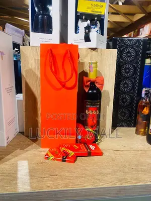Four Special Wine & Chocolate Gift Package – Spanish Sweet Fruit Wine with Chocolates