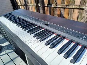 Yamaha P140 Digital Piano