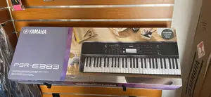 PSR E383 Keyboard – Professional Electronic Keyboard & Digital Piano