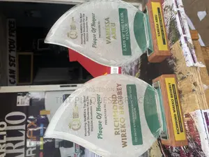 Crystal Glass Award Plaque – Optically Clear Engraved Plaque for Ceremonies & Events