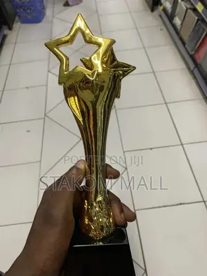 Gold Award Plaque – Premium Gold-Finish Engraved Award for Ceremonies & Achievements