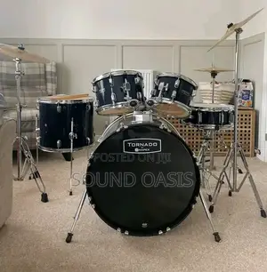 Mapex Tornado 5-Piece Drum Kit With Hardware and Cymbals