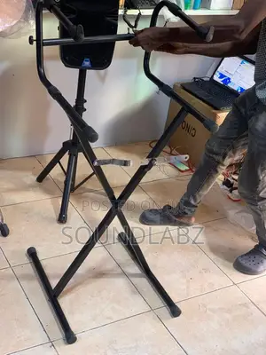 Double-Tier Keyboard Stand – Heavy-Duty Steel, Height-Adjustable Dual Rack for 2 Keyboards