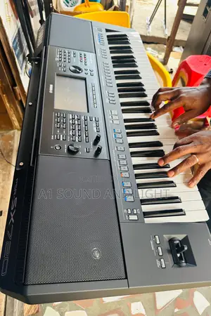 Yamaha Psr - Sx720 Digital Arranger Keyboard