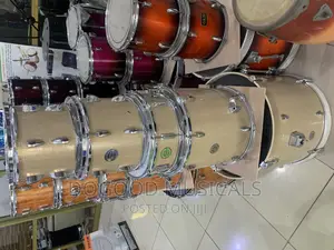 TAMA 5-Piece Acoustic Drum Set – Bass Drum, Toms, Snare, Hi-Hat & Hardware Included