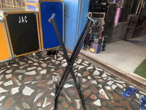 JAC Adjustable Keyboard Stand – Robust Steel Frame, Height-Adjustable for All Keyboard Types