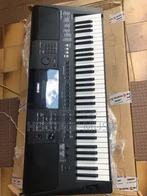 Yamaha PSR E453 – Professional Electronic Keyboard & Digital Piano
