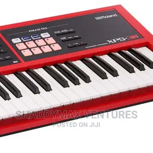 Roland XPS-30 61-Key Expandable Synthesizer Keyboard – 1400+ Patches, 35 Drum Kits & Velocity-Sensitive Keys