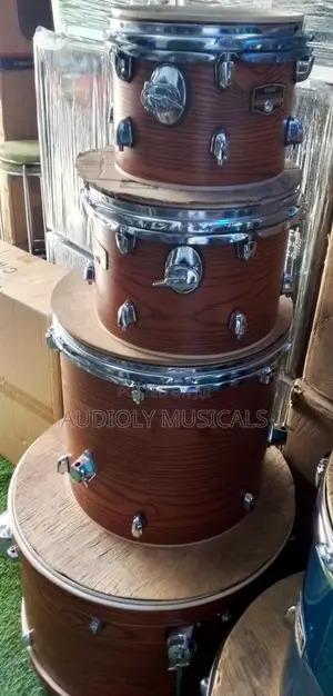 TAMA Imperialstar 5-piece Drumset | 5-Piece Shell Pack | Cymbals & Hardware Included | Live & Studio