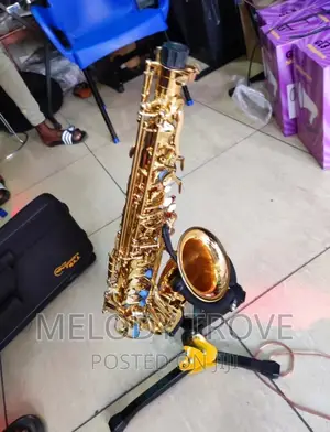 Yamaha Alto Saxophone With Stand(Sleek Golden Color)