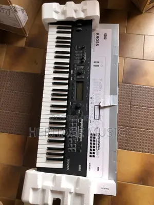 Korg Cross 2 – Professional Synthesizer & Arranger Workstation Keyboard