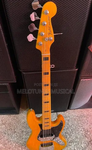 Fender Classic Vibe '70s Jazz Bass Active Guitar