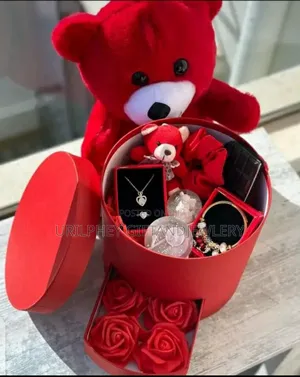 Valentine's Gift Package for Her – Romantic Luxury Gift Box with Flowers, Teddy & Sweets