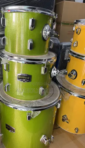 Yamaha Gigmaker 5-Piece Acoustic Drum Set – Complete Professional Hardware Package