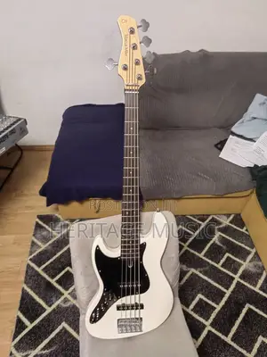 Marcus Miller V3 Active Left-Handed Bass Guitar – 2-Band Active EQ, Alder Body & Maple Neck