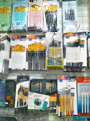 Artist Paint Brushes Set – Quality Brushes for Acrylic, Oil & Watercolour Painting