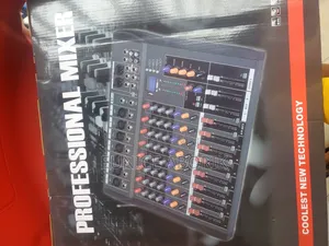 8 Channel Console Yamaha Mixer