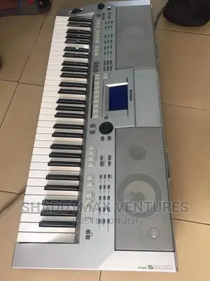 Yamaha S500 Keyboard – Professional Electronic Keyboard & Digital Piano