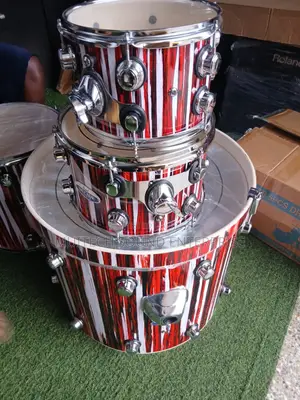 Pearl Drums Set 5pcs