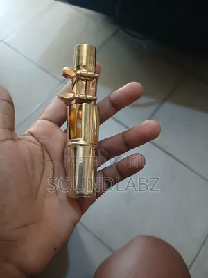 Metallic Alto Saxophone Mouthpiece | Lacquered Brass Body | Leather Pads | Mouthpiece Included