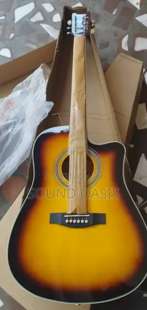 Yamaha Semi-acoustic Guitar (coffee Brown) | Hollow Body | Warm Jazz Tone | Electric-Acoustic Hybrid