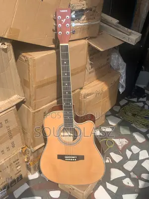 Yamaha Acoustic Guitar