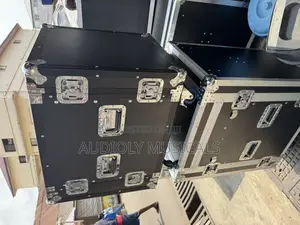 Lud Amplifiers Rack 12 Units/Dj Type