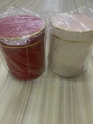 Luxury Gift Box – Decorative Sturdy Presentation Box for Birthdays, Weddings & Events