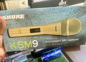 Shure KSM9 Condenser Vocal Microphone – Dual-Pattern Supercardioid/Subcardioid for Stage & Studio