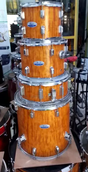 Pearl Decade 5-piece Drumset | 5-Piece Shell Pack | Cymbals & Hardware Included | Live & Studio