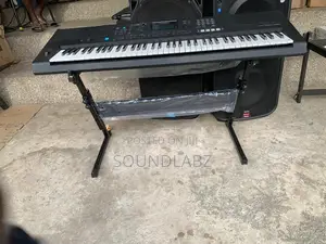 Yamaha PSR-EW425 76-Key Wide-Body Portable Keyboard – 620 Voices, 205 Styles & Touch-Sensitive Keys