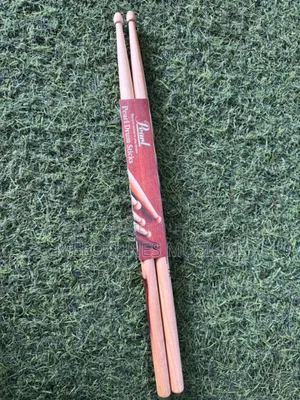 Pearl 5A Hickory Drumsticks – Premium American Hickory, Balanced Weight & Long-Lasting Durability