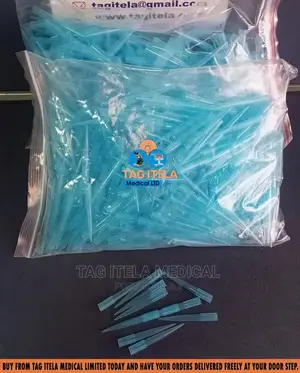 Pipette Tips (Blue) | 1–1000μL | Universal Fit | Low-Retention | Sterile | Pipette Compatible