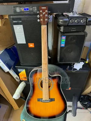 Yamaha Acoustic Guitar with Cutaway Body – Dreadnought Style, Beginner-Friendly 6-String Steel-String