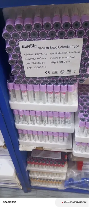 Edta Tube (Blood Collection Tube) | Vacuum-Sealed | Anticoagulant/Clot Activator | Sterile | Lab Blood Collection