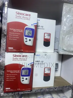 Sinocare (Safe Accu 2) | 50 Strips Included | No Coding | 5-Second Result | 0.6μL Blood | Memory Storage